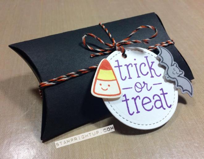 Lawn Fawn_Pillow Box Die_ Trick Or Treat_Halloween_Wendie Bee_Stamp Right Up