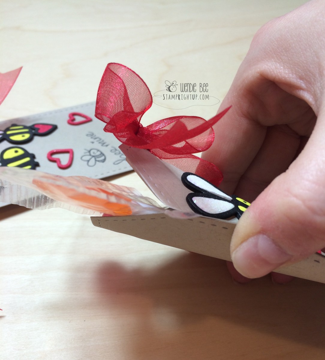 Paper Smooches Lawn Fawn Bee Mine Valentine's Day Candy Tag Pouch by Wendie Bee of Stamp Right Up